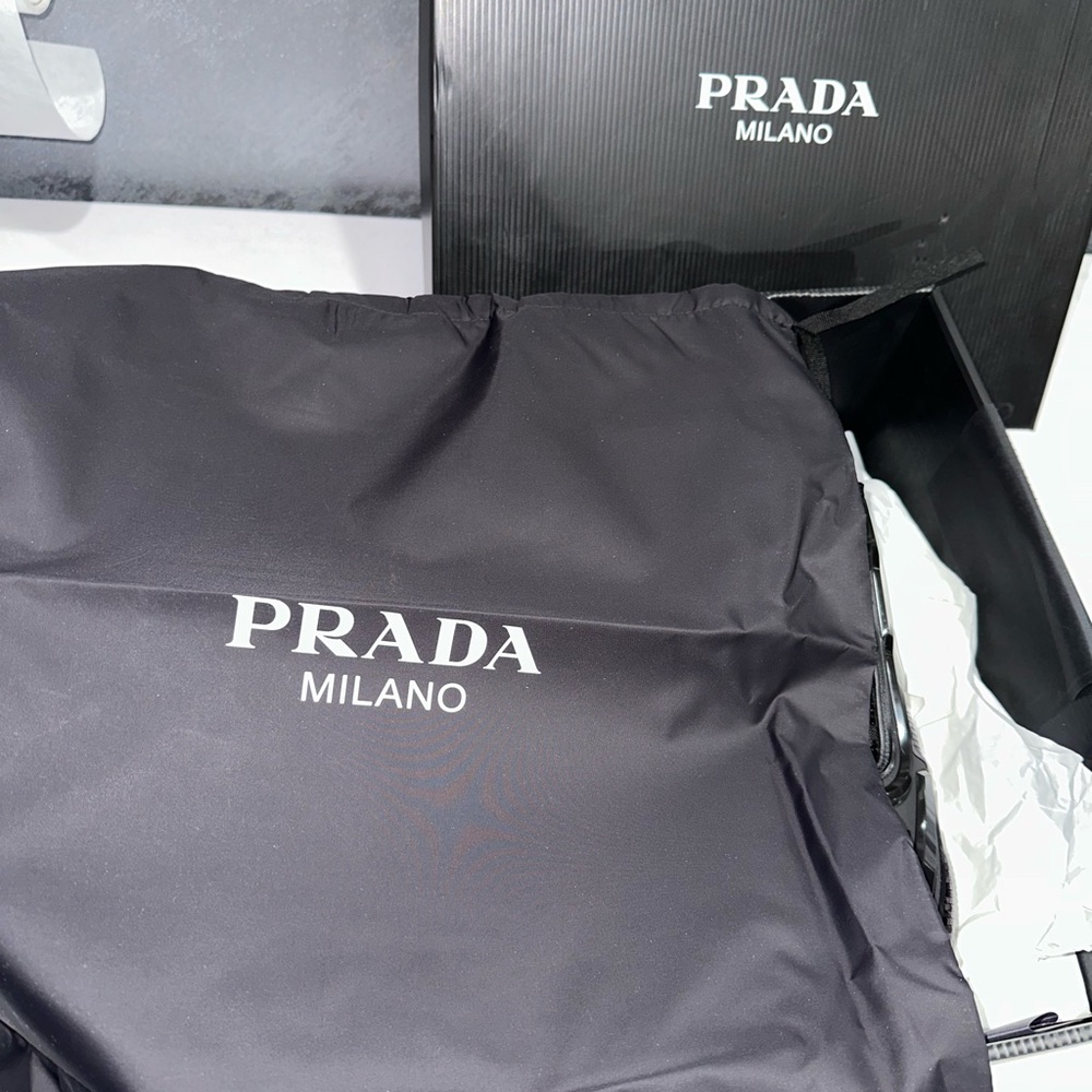 Prada Men's Cloudburst Thunder - Picture 6 of 7